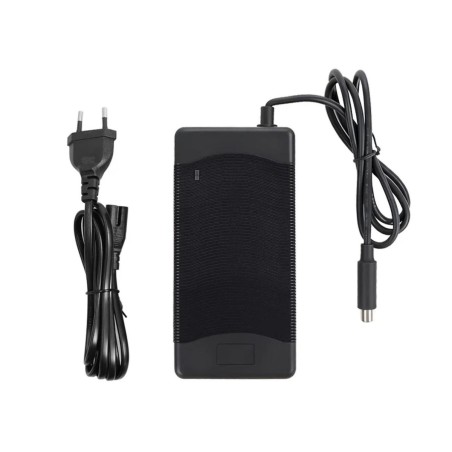 Punjač baterije za električni romobil Xiaomi 5  - 1  