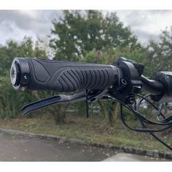 Sharkset RS1 - kaks 1400 W mootorit - 20ah aku - tööulatus 50 kuni 70 km Sharkset - 6 Sharkset RS1 - kaks 1400 W mootorit - 20ah