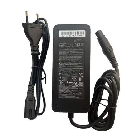 Töltő a Xiaomi Electric Scooter 4 Pro Plus robogóhoz Xiaomi - 1 Töltő a Xiaomi Electric Scooter 4 Pro Plus robogóhoz
Xiaomi Scoo