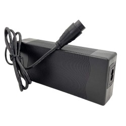 Minimootorite 58,1 V 2A minimootori laadija Dualtron LP-16 3 kontaktiga isoleeritud pistik Minimotors - 3