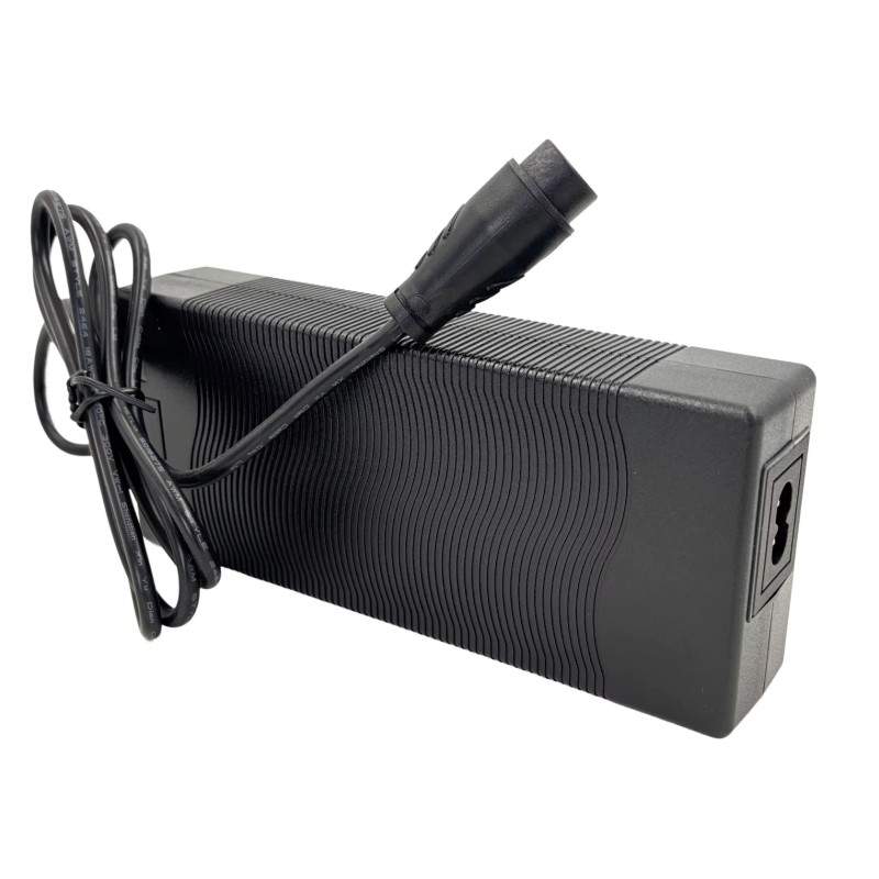 Töltő Minimotorokhoz 58.1V 2A Mini Scooter Dualtron LP-16 3 tűs szigetelt csatlakozó Minimotors - 3  